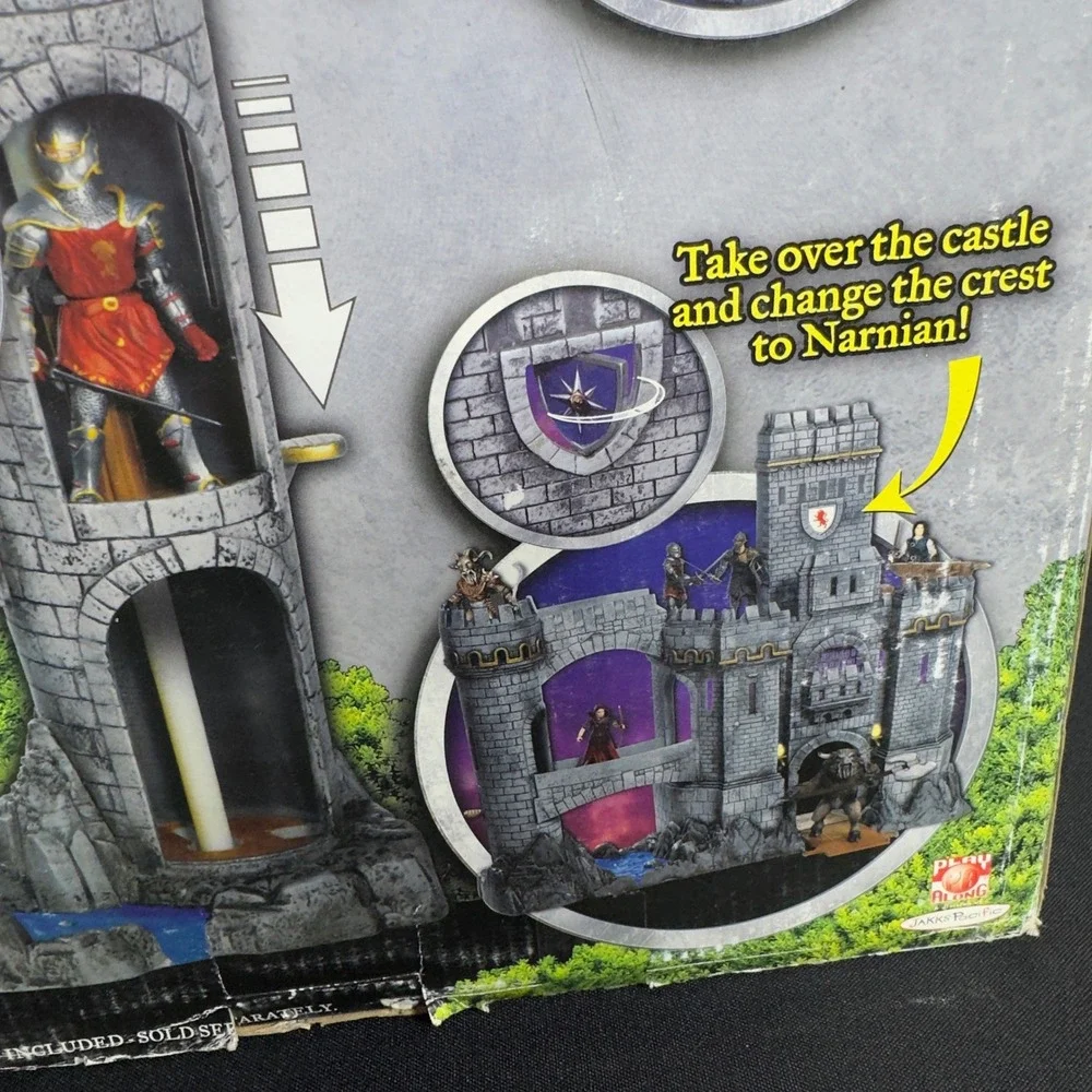 Narnia Prince Caspian Deluxe Telmarine Castle Playset Lights Sounds Play Along